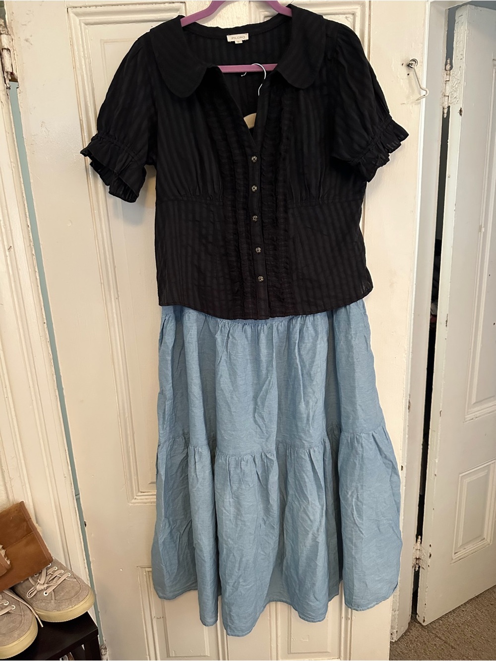Anthropologie Black Ruffled Button-Front Women's Top size L nwot - Picture 2 of 10